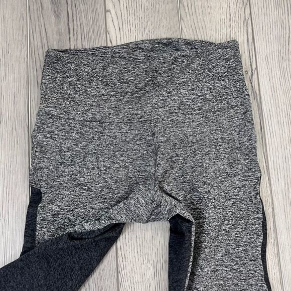 Onzie Women Size L Gray Colorblock High Rise Pullon Ankle Legging Activewear Gym - Picture 7 of 9